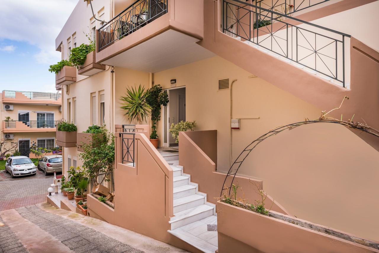 Athina Studio Platanias  Luaran gambar