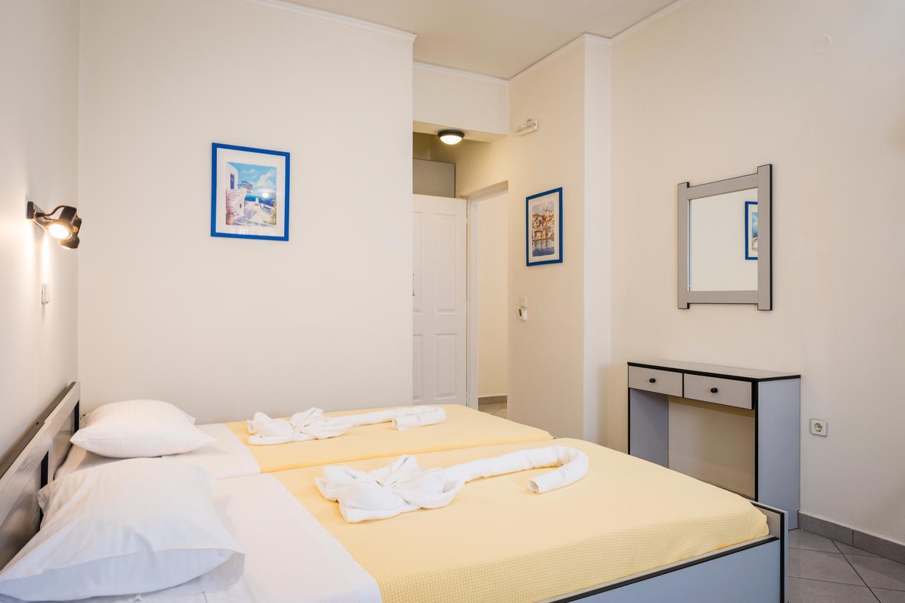 Athina Studio Platanias  Luaran gambar